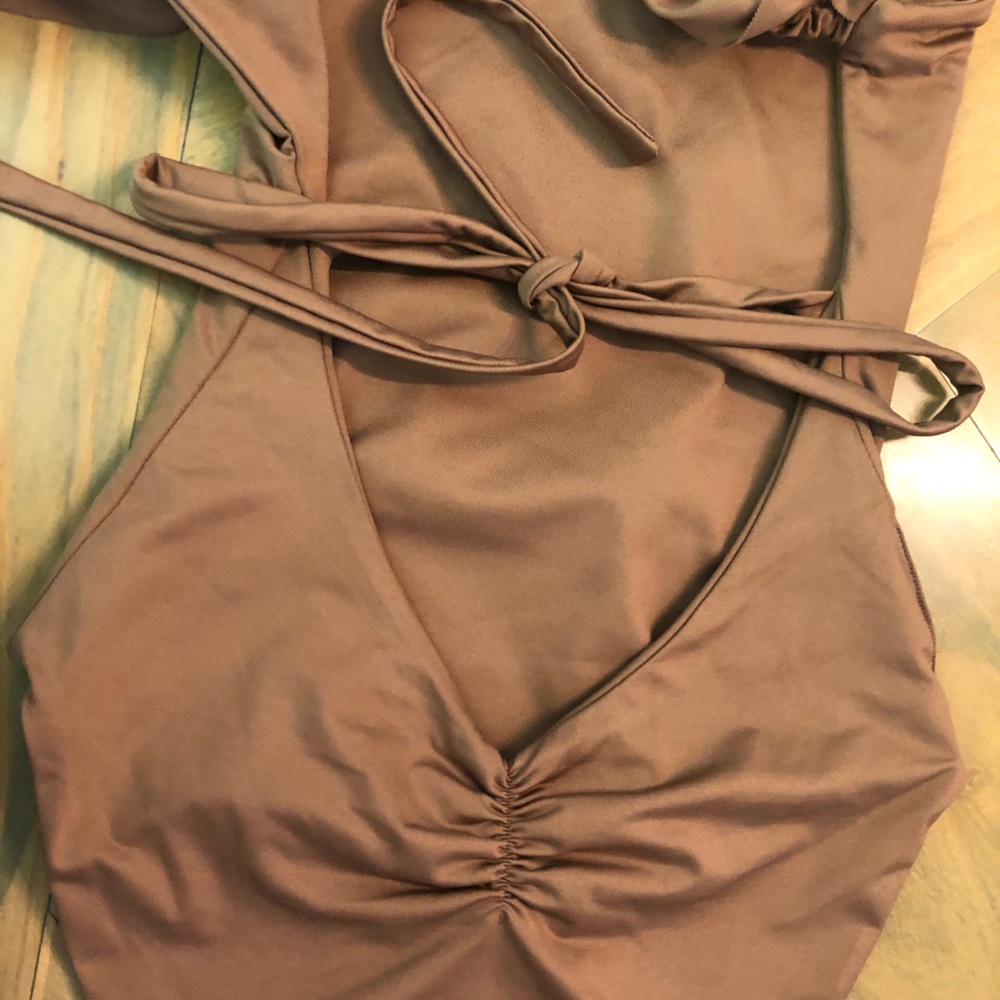 Londre Bodywear swimsuit size small one piece open back